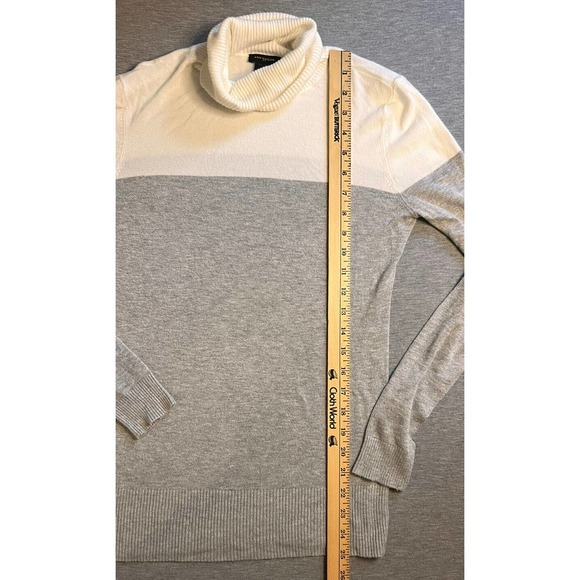 Ann Taylor Womens Sweater Size Small White and Gray Turtleneck long sleeve EUC - Picture 6 of 8